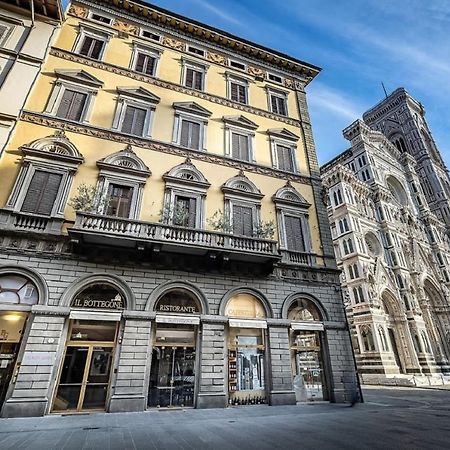 Palazzo Gamba Apartments Al Duomo Florence Luaran gambar