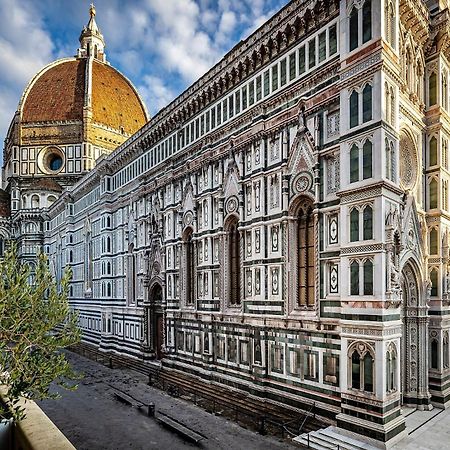 Palazzo Gamba Apartments Al Duomo Florence Luaran gambar