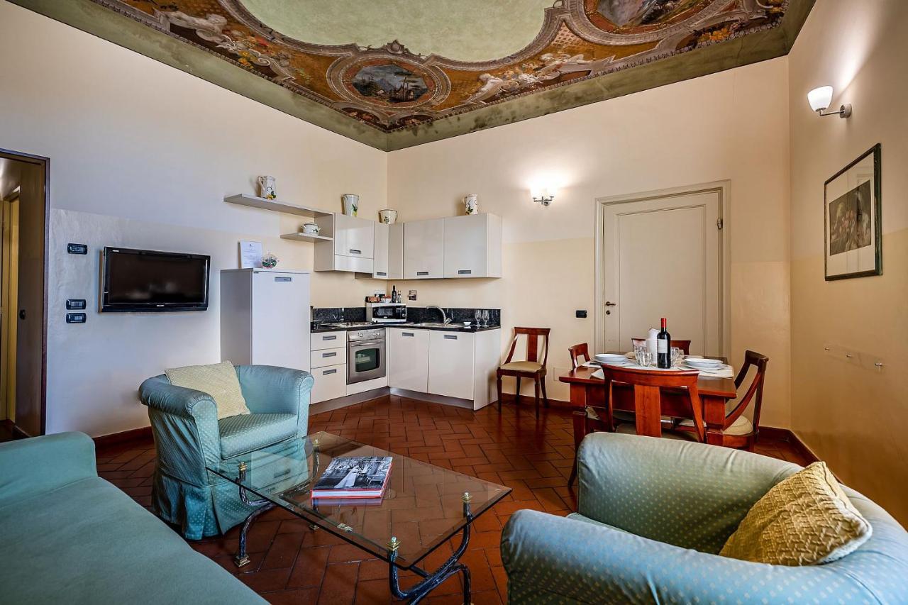 Palazzo Gamba Apartments Al Duomo Florence Luaran gambar