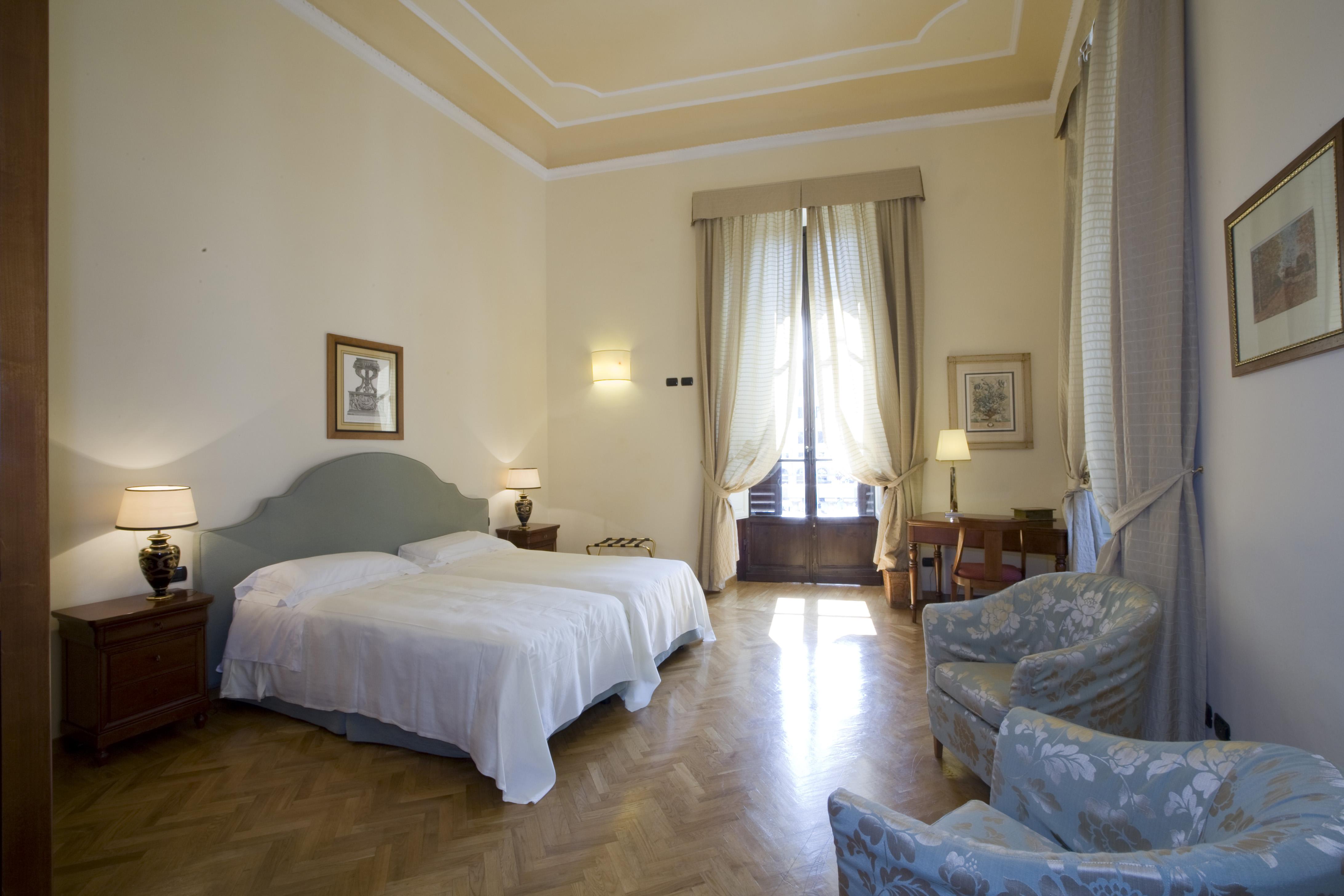 Palazzo Gamba Apartments Al Duomo Florence Luaran gambar