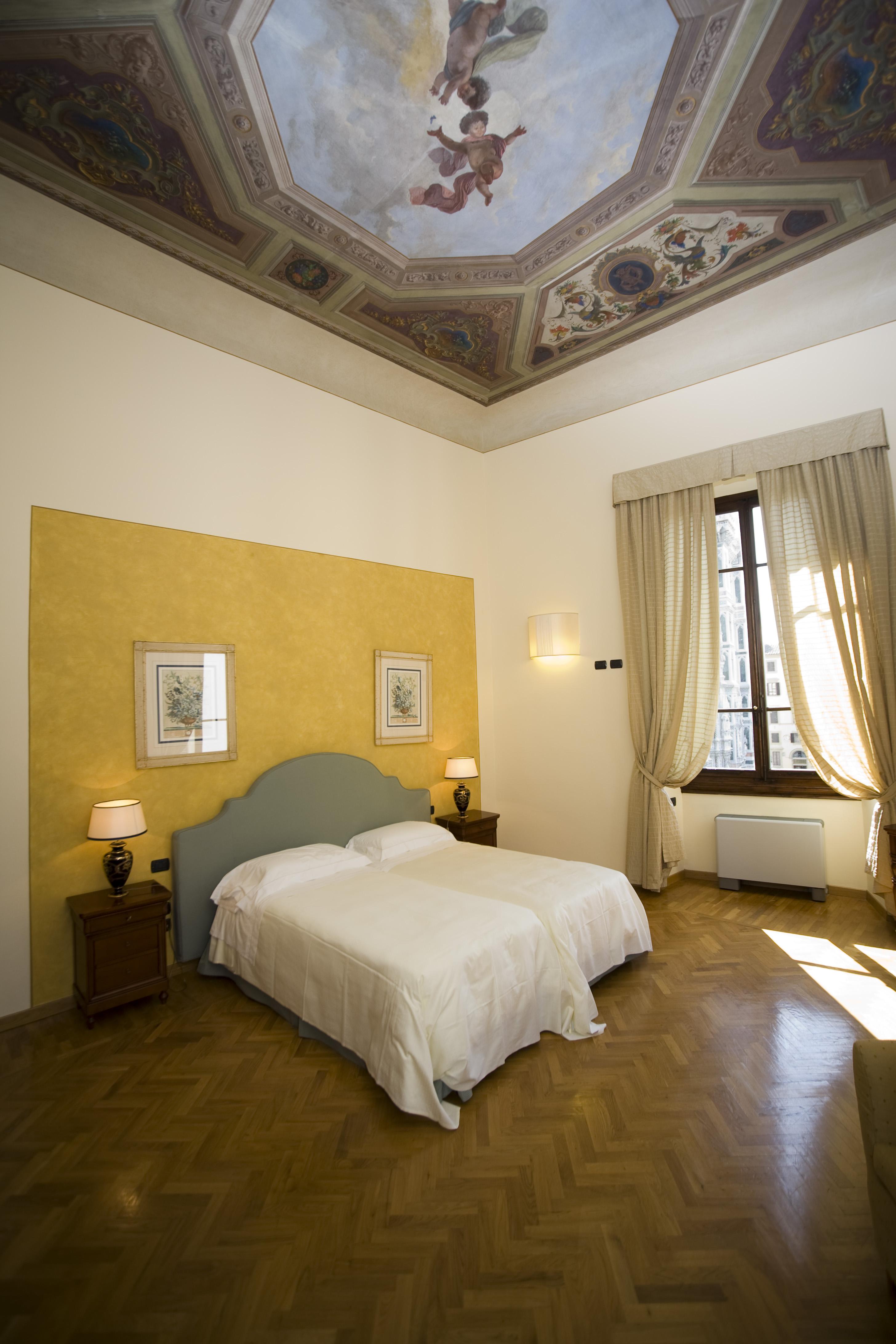 Palazzo Gamba Apartments Al Duomo Florence Luaran gambar