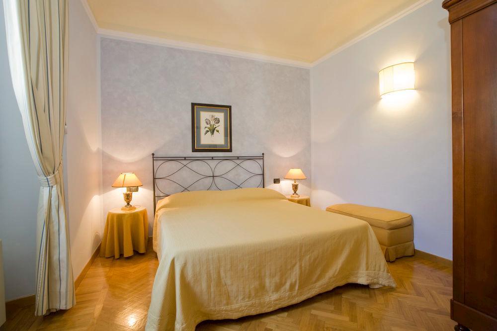 Palazzo Gamba Apartments Al Duomo Florence Luaran gambar
